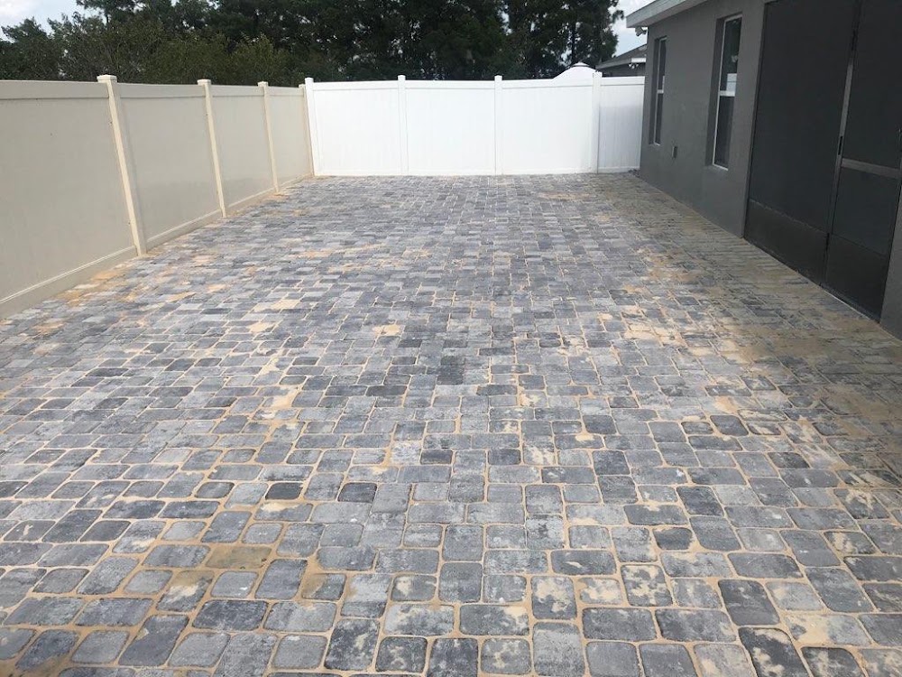 Roman Pavers & Constructions